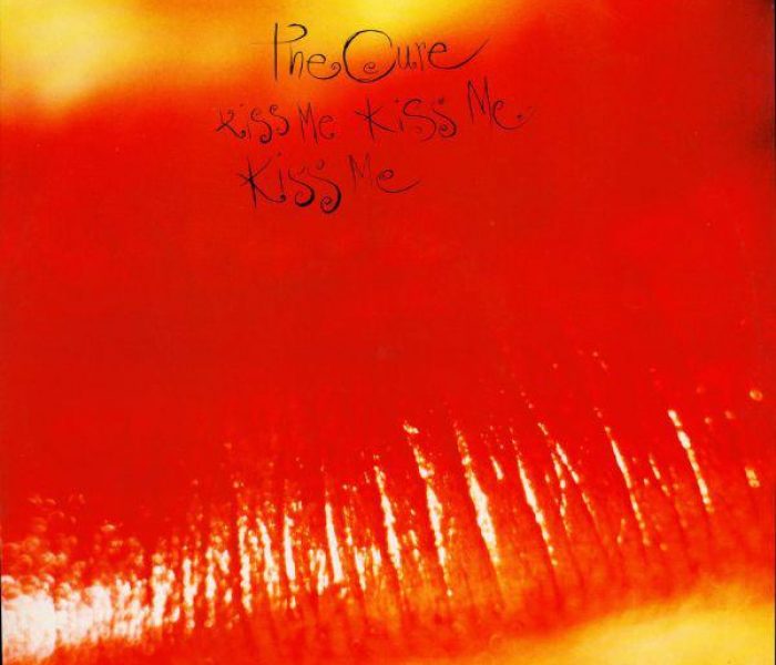 The Cure – Kiss Me, Kiss Me, Kiss Me